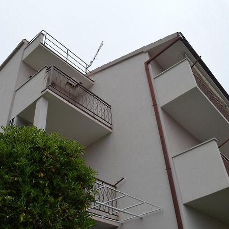 Apartman Dane Makarska Exteriör bild